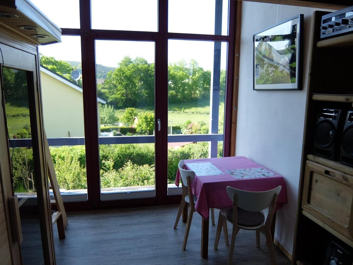 Blaues Haus - Une Maison Bleue Hetzerath Luaran gambar